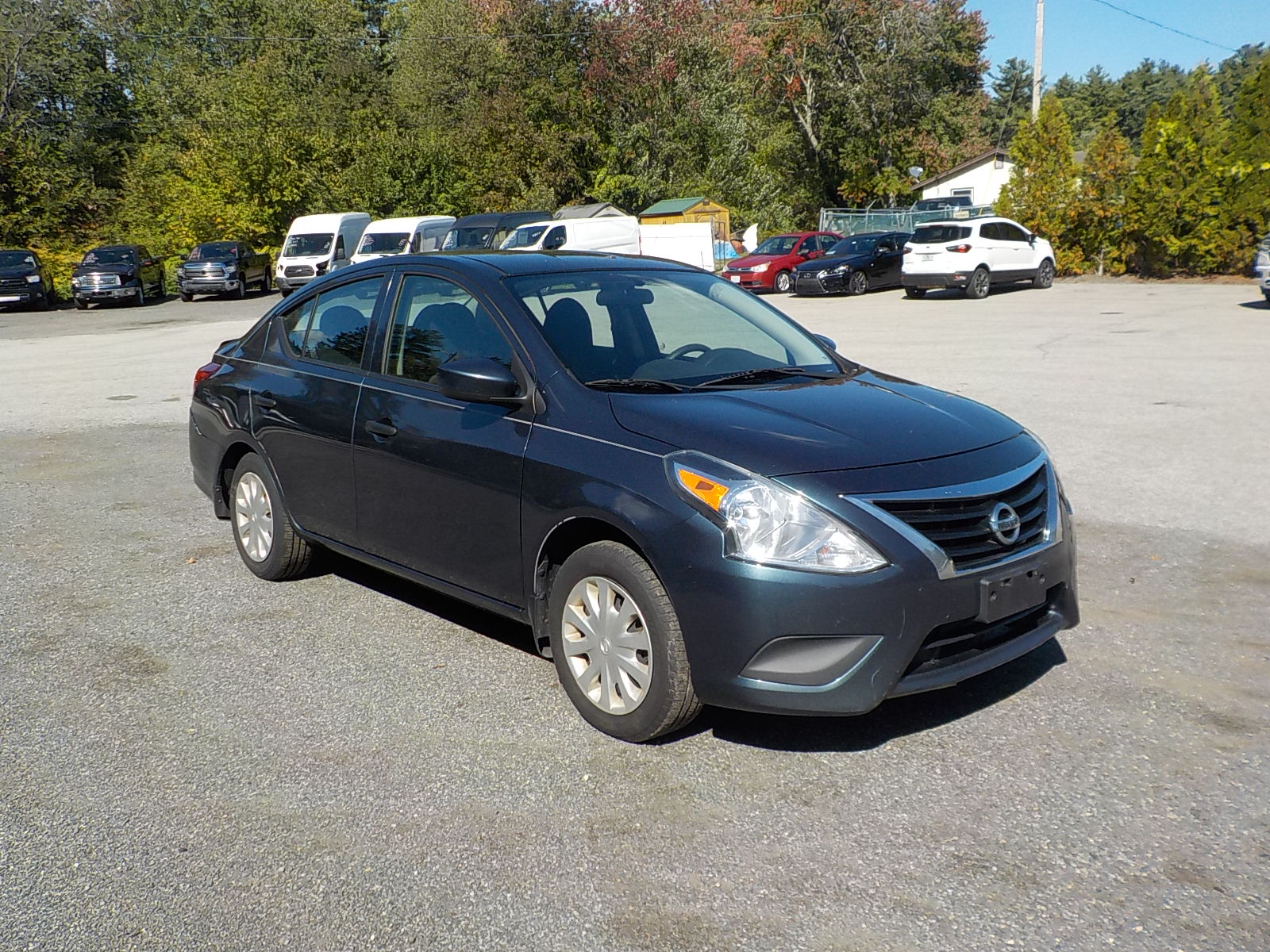 Salvage Nissan Versa Image