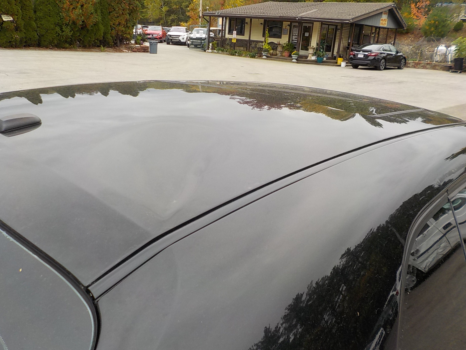 Dodge Challenger Image 8