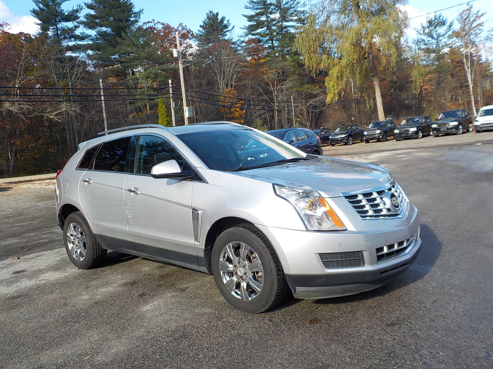 Cadillac SRX Image 1