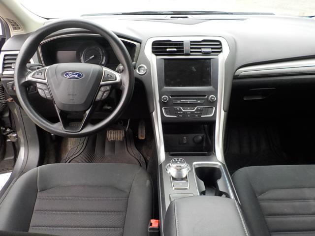 Ford Fusion Image 11