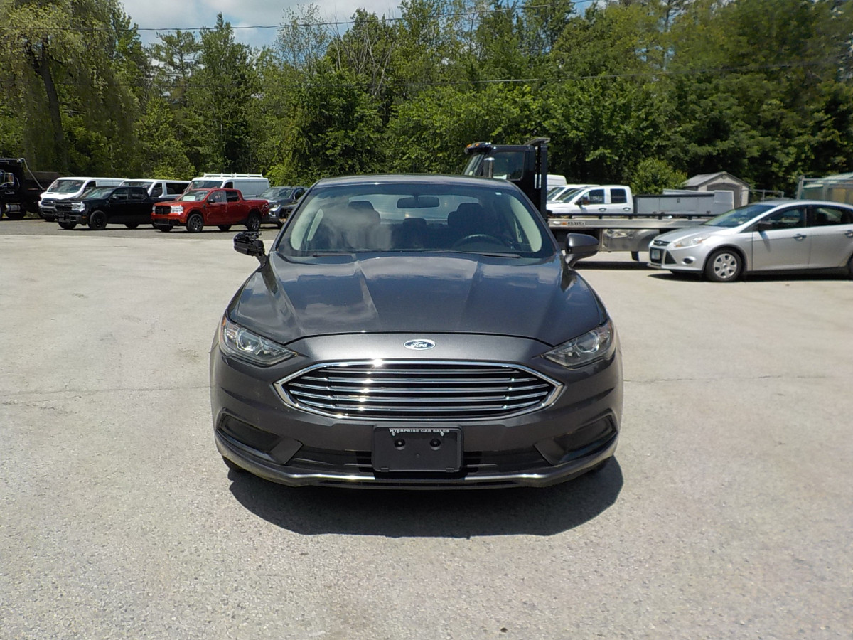Ford Fusion Image 2