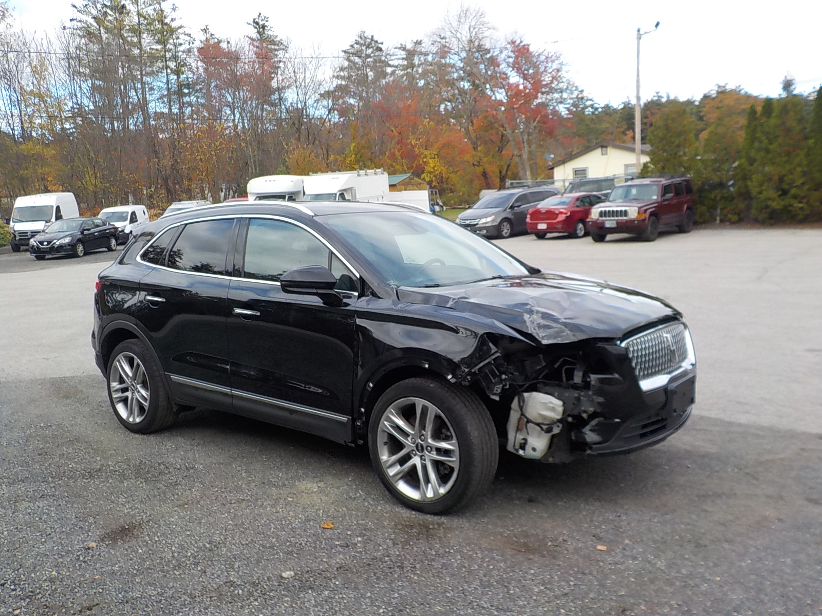 Salvage Lincoln MKC Image