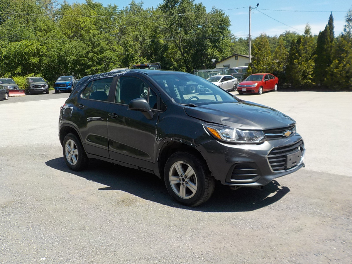 Salvage Chevrolet Trax Image