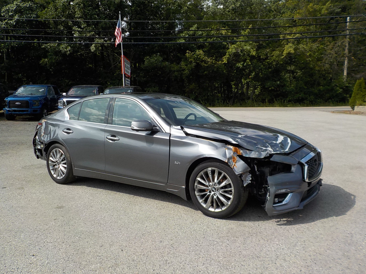 Salvage INFINITI Q50 Image