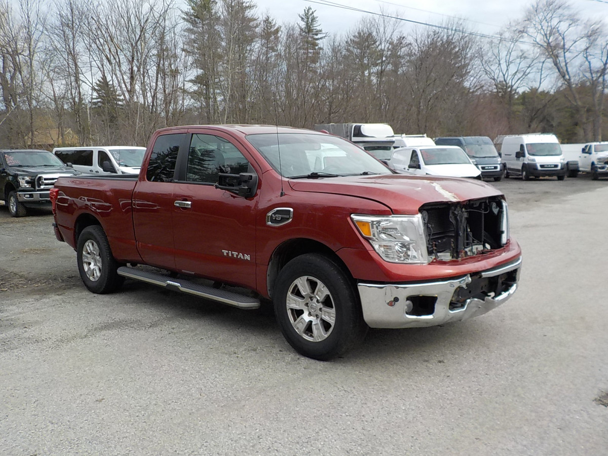 Salvage Nissan Titan Image
