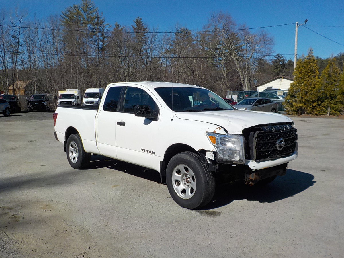 Salvage Nissan Titan Image