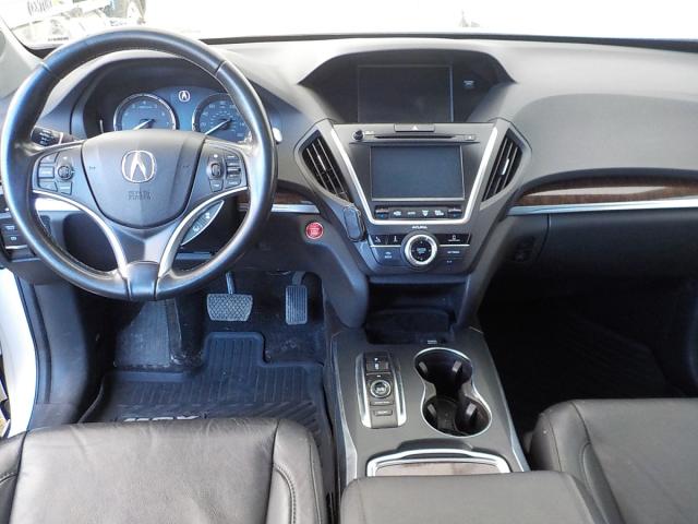 Acura MDX Image 12