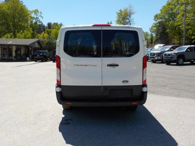 Ford Transit Image 6