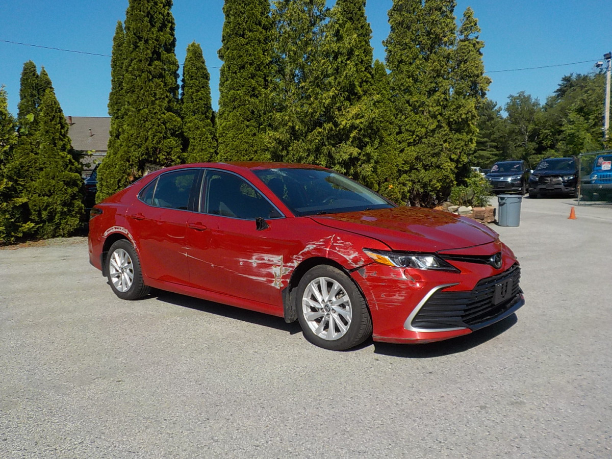 Toyota Camry Image 1