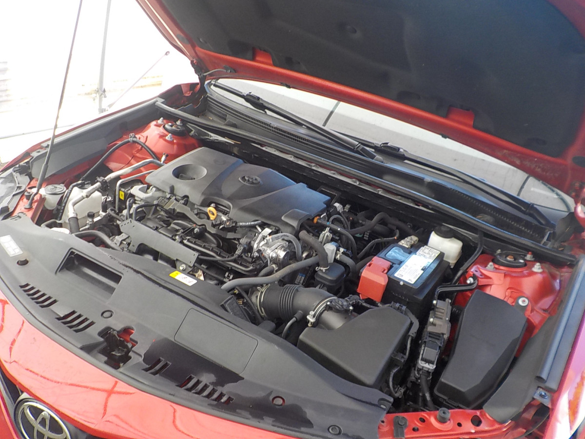 Toyota Camry Image 13