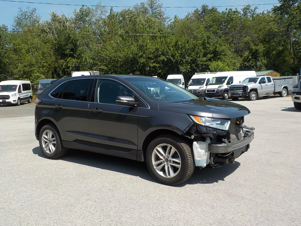 Salvage Ford Edge Image