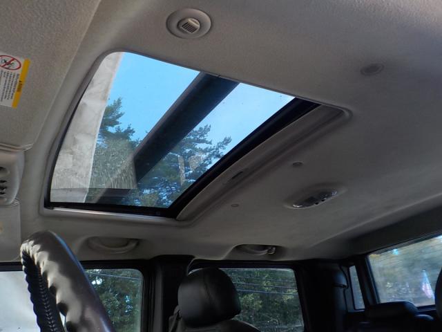 Hummer H2 Image 15