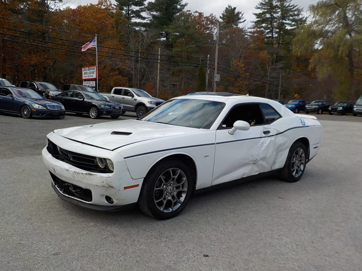 Dodge Challenger Image 3