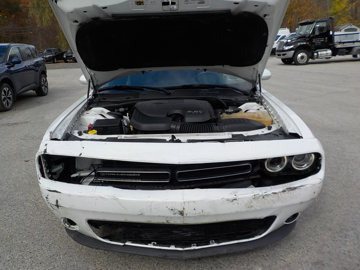 Dodge Challenger Image 13