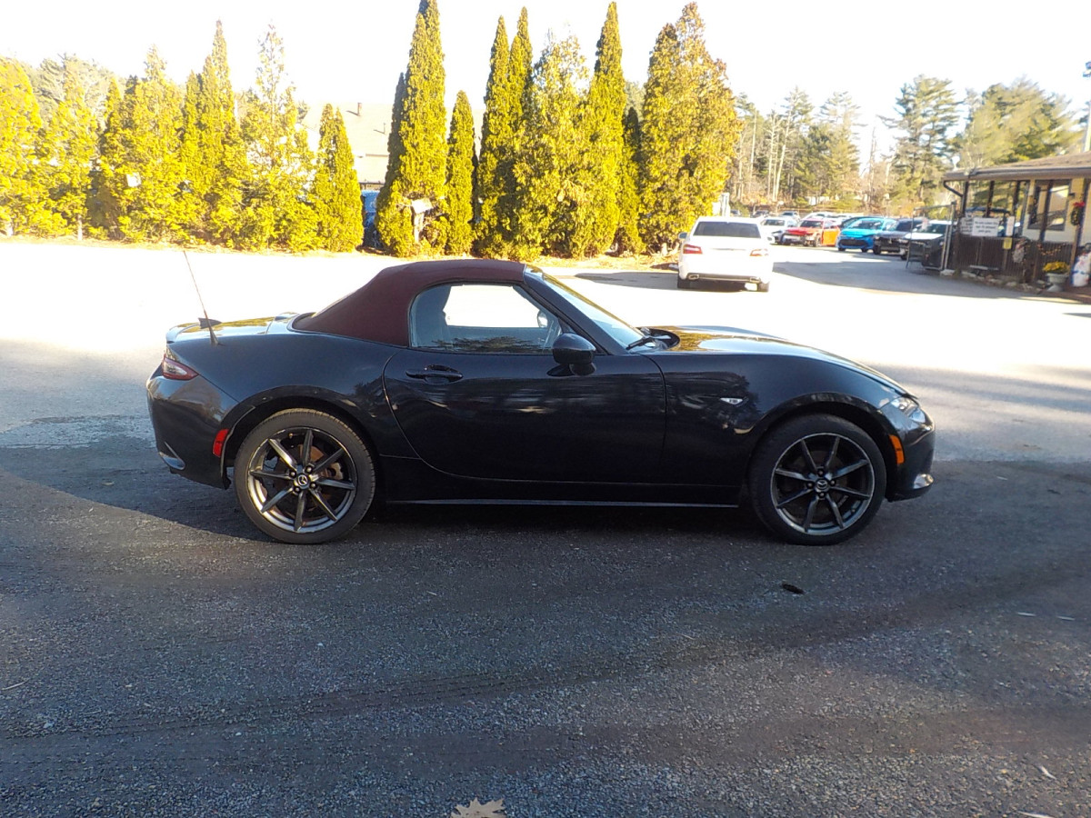 Mazda MX-5 Image 8