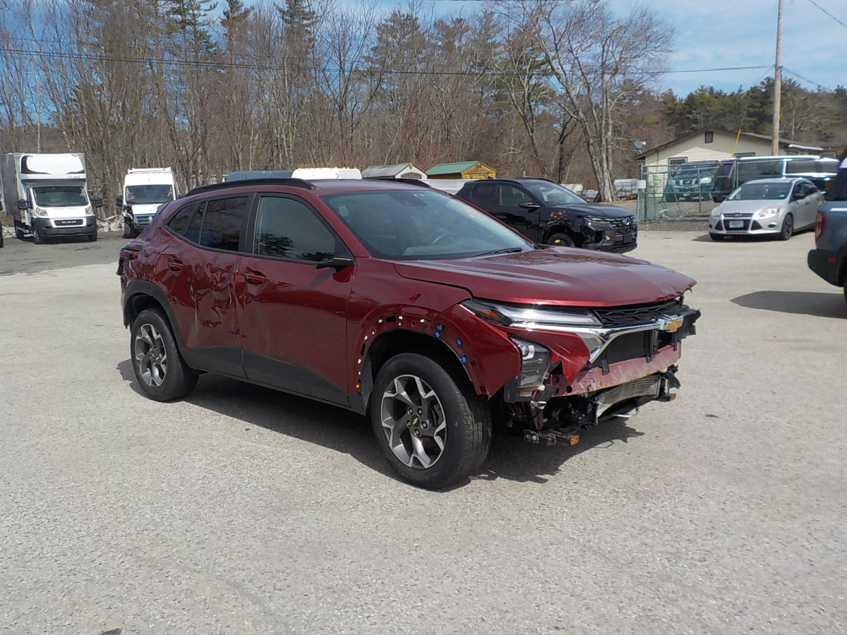 Salvage Chevrolet Trax Image