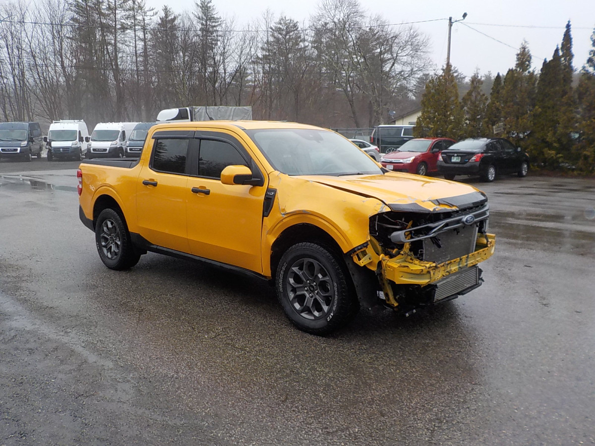 Salvage Ford Maverick Image