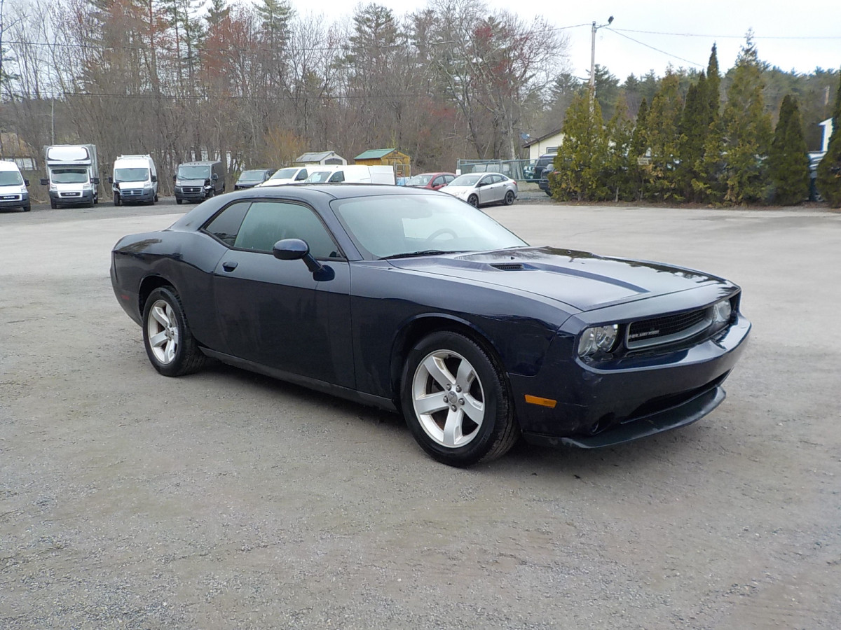 Salvage Dodge Challenger Image
