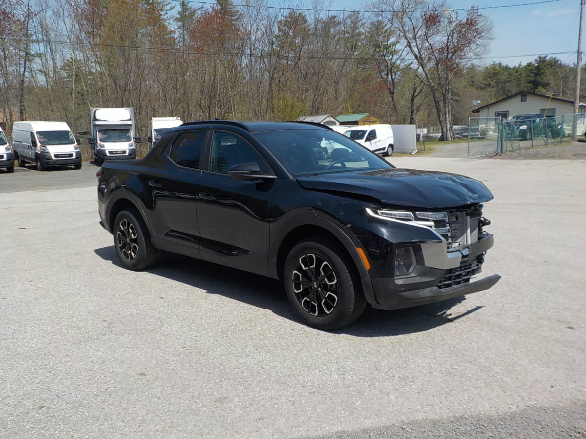 Salvage Hyundai SANTA CRUZ Image