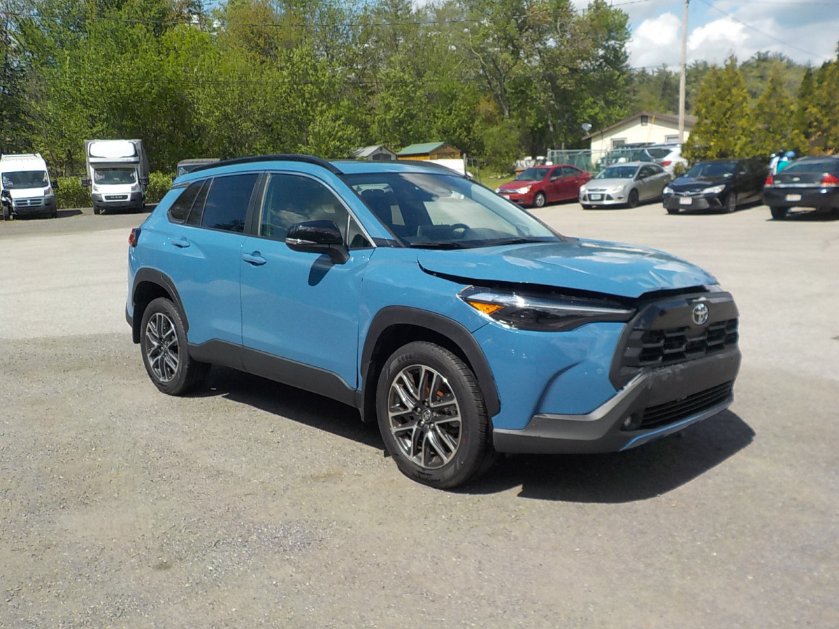 Salvage Toyota Corolla Image