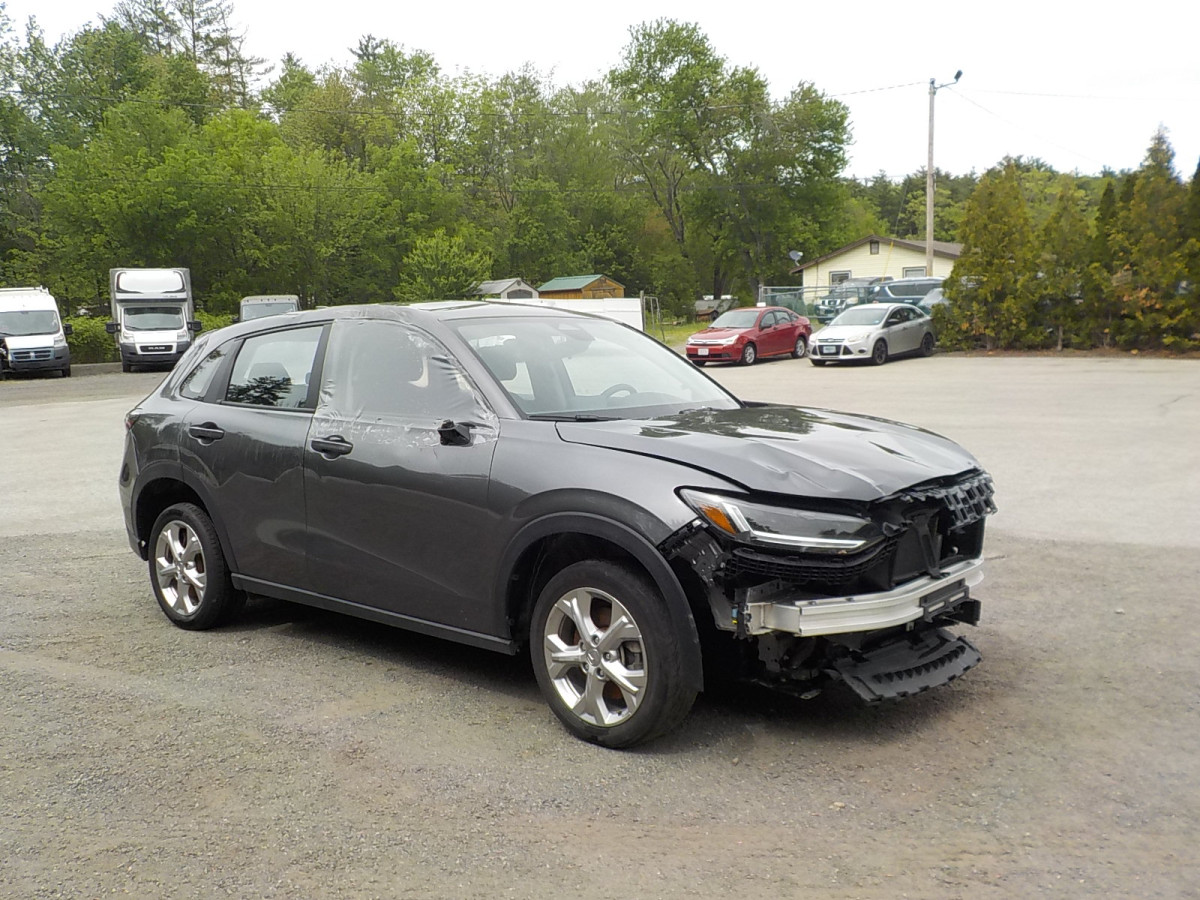 Salvage Honda HR-V Image