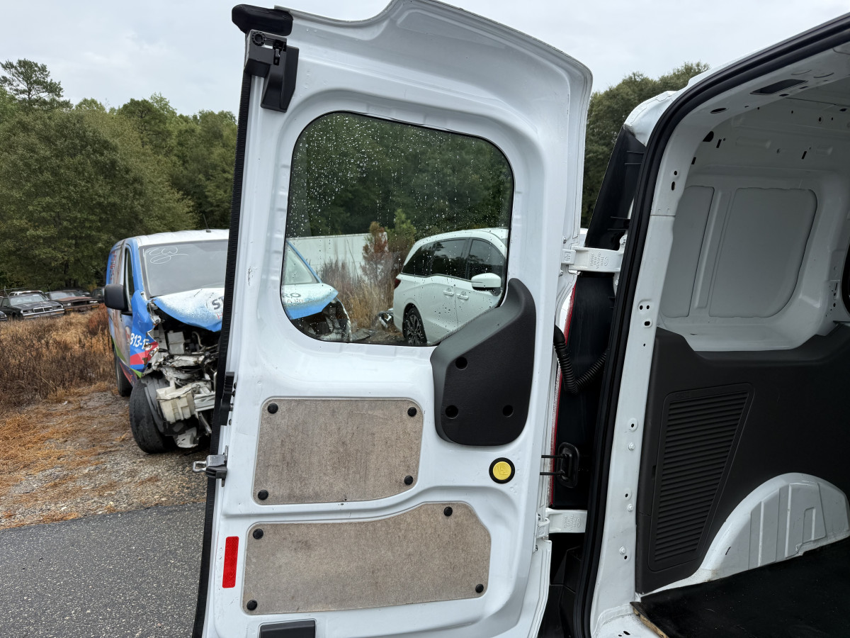 Ford Transit Image 23