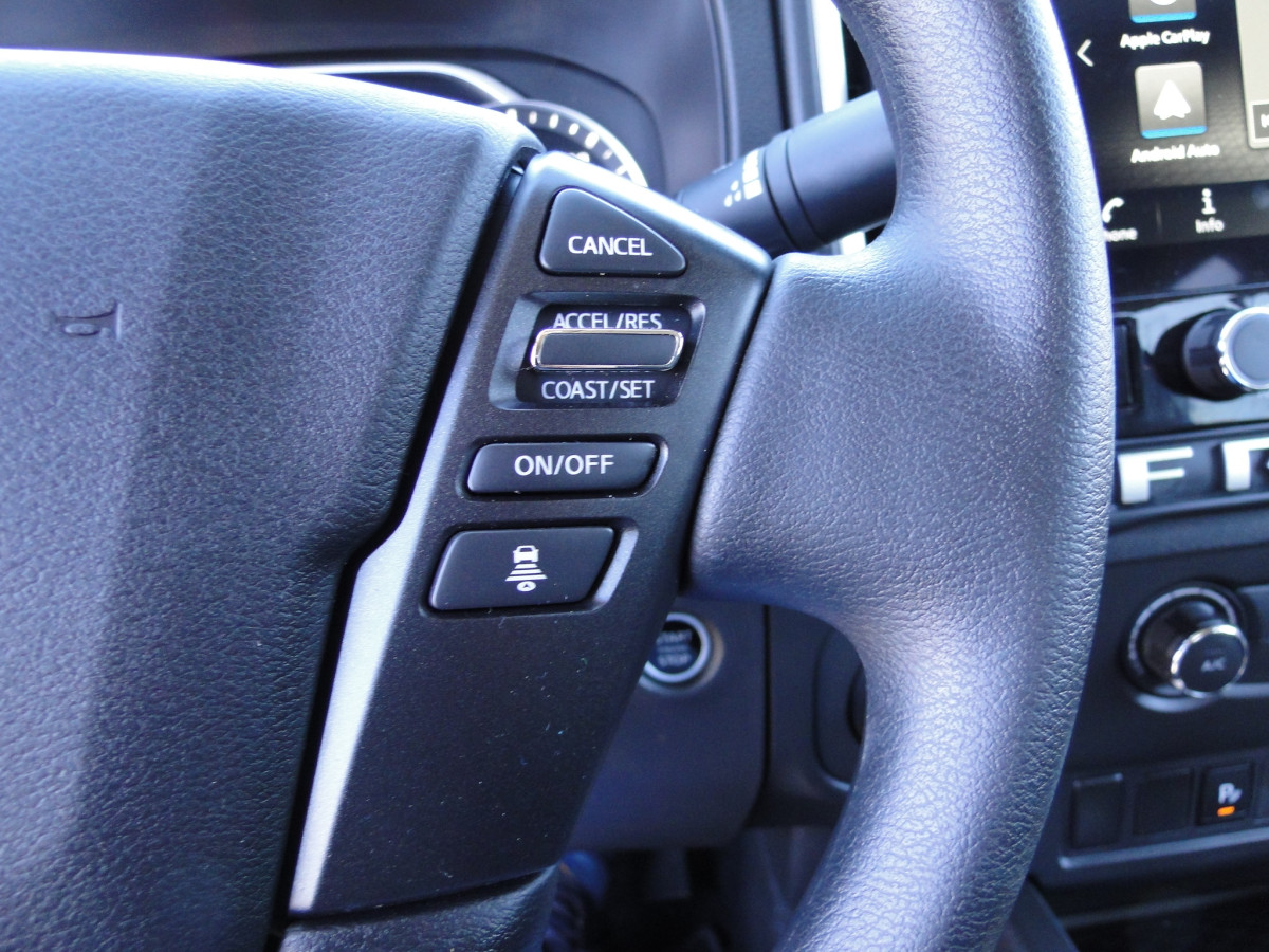 Nissan Frontier Image 16