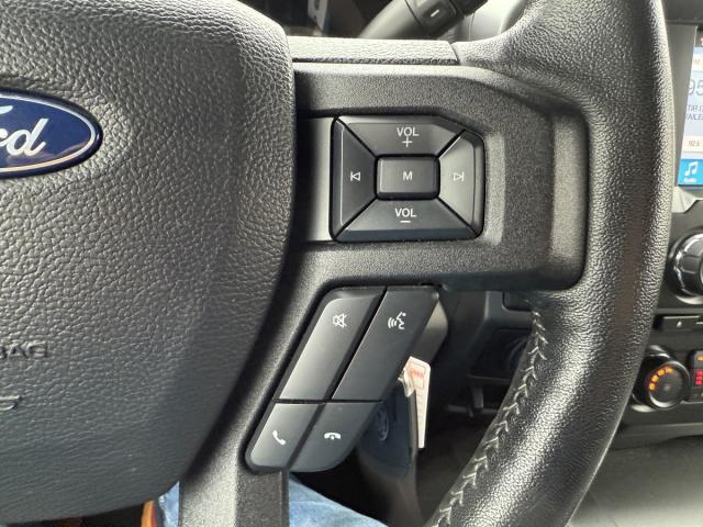 Ford F-150 XLT Image 12