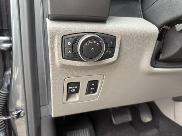 Ford F-150 XLT Image 25