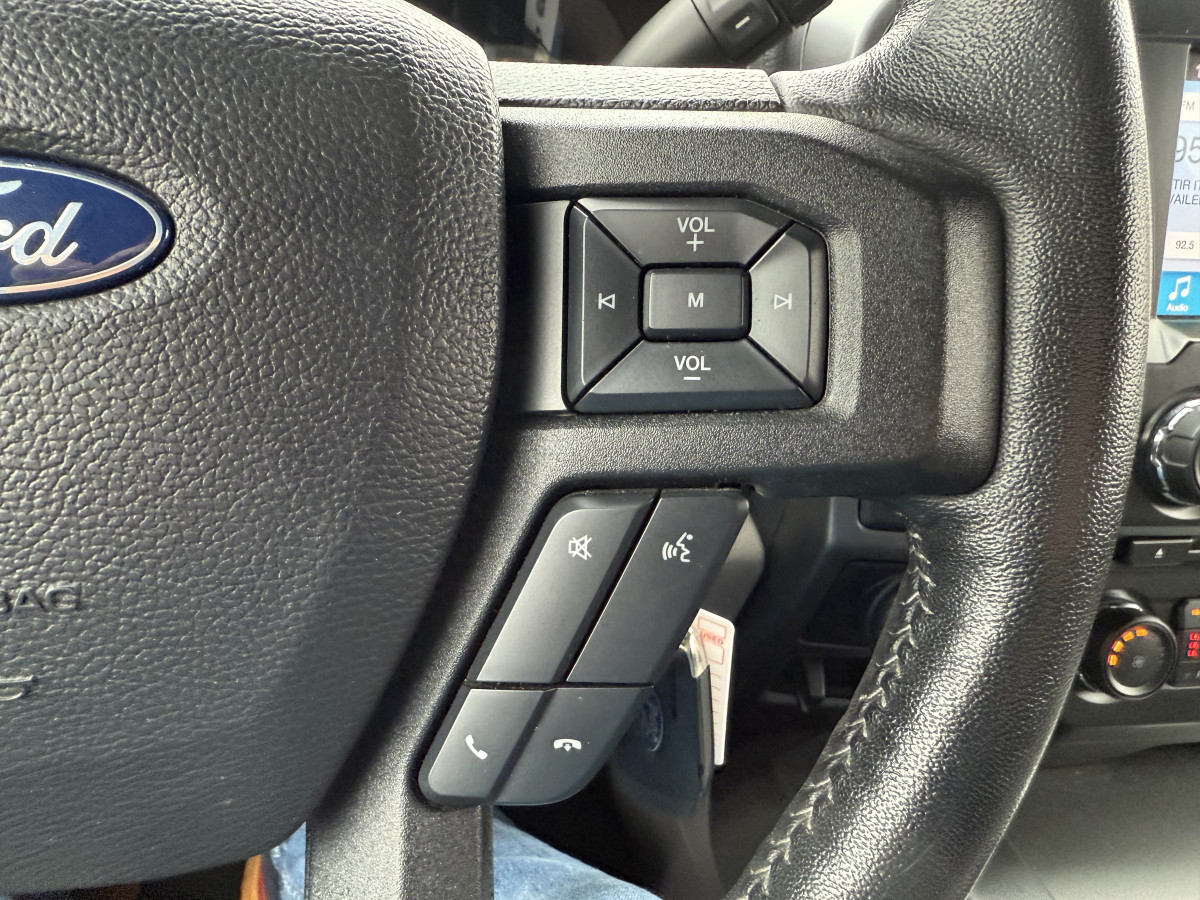 Ford F-150 XLT Image 29