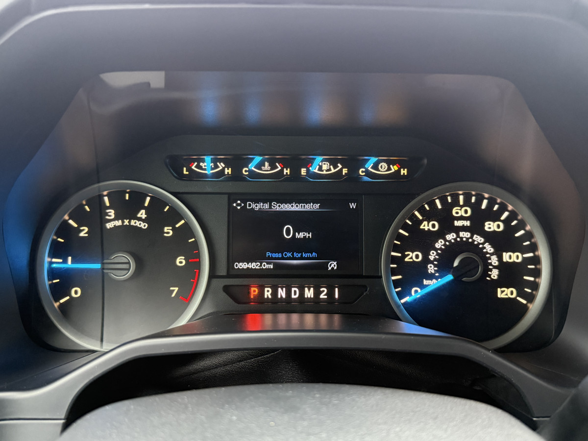 Ford F-150 XLT Image 35