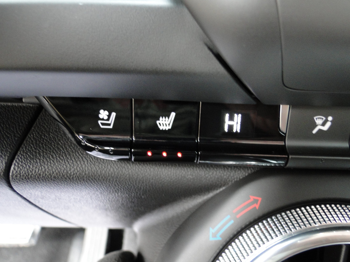 Chevrolet Camaro Image 25