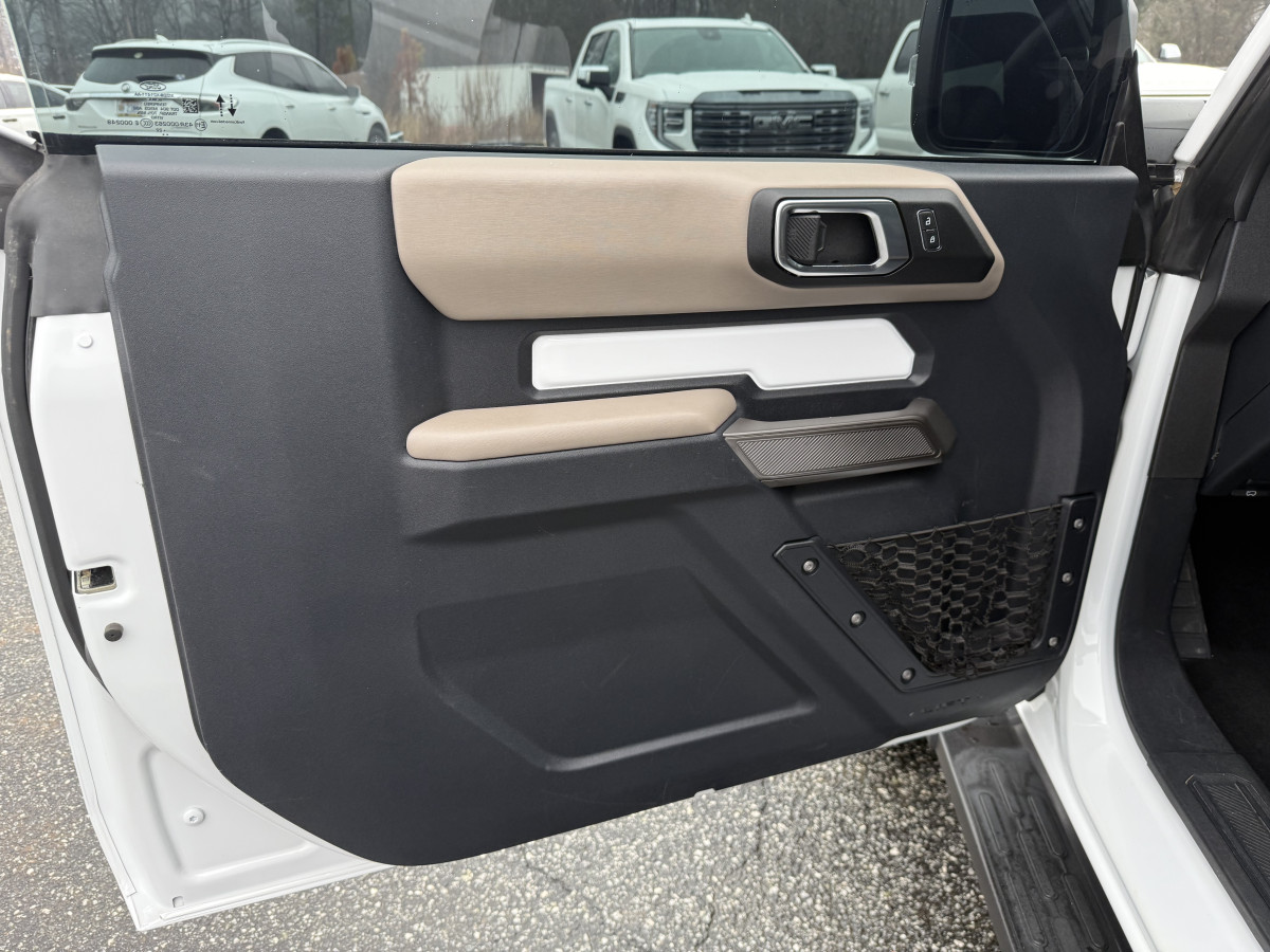 Ford Bronco Wildtrak Sasquatch Image 4