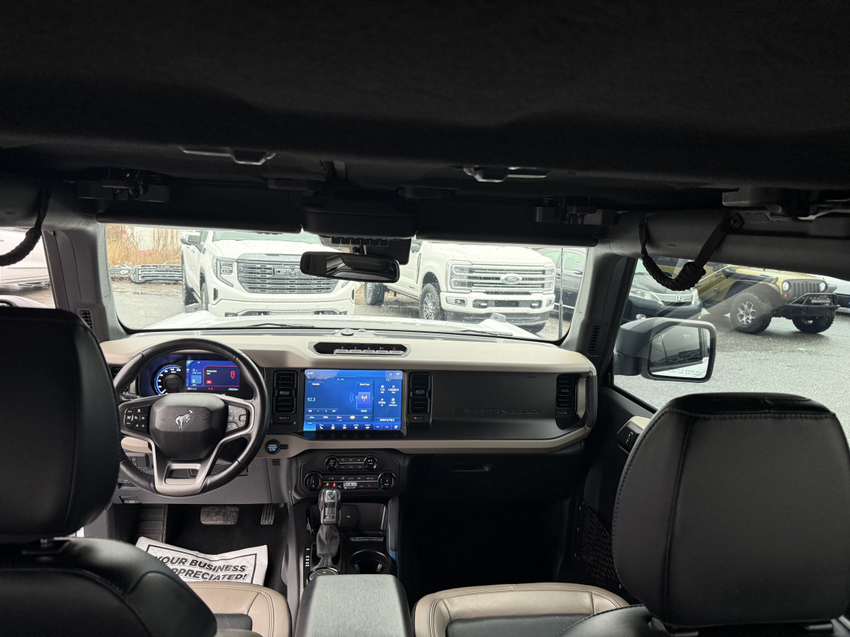 Ford Bronco Wildtrak Sasquatch Image 10