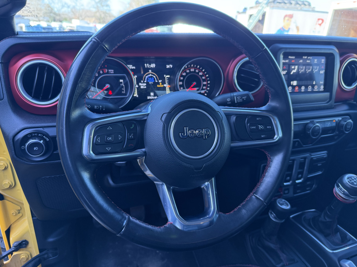 Jeep Wrangler Rubicon Image 2