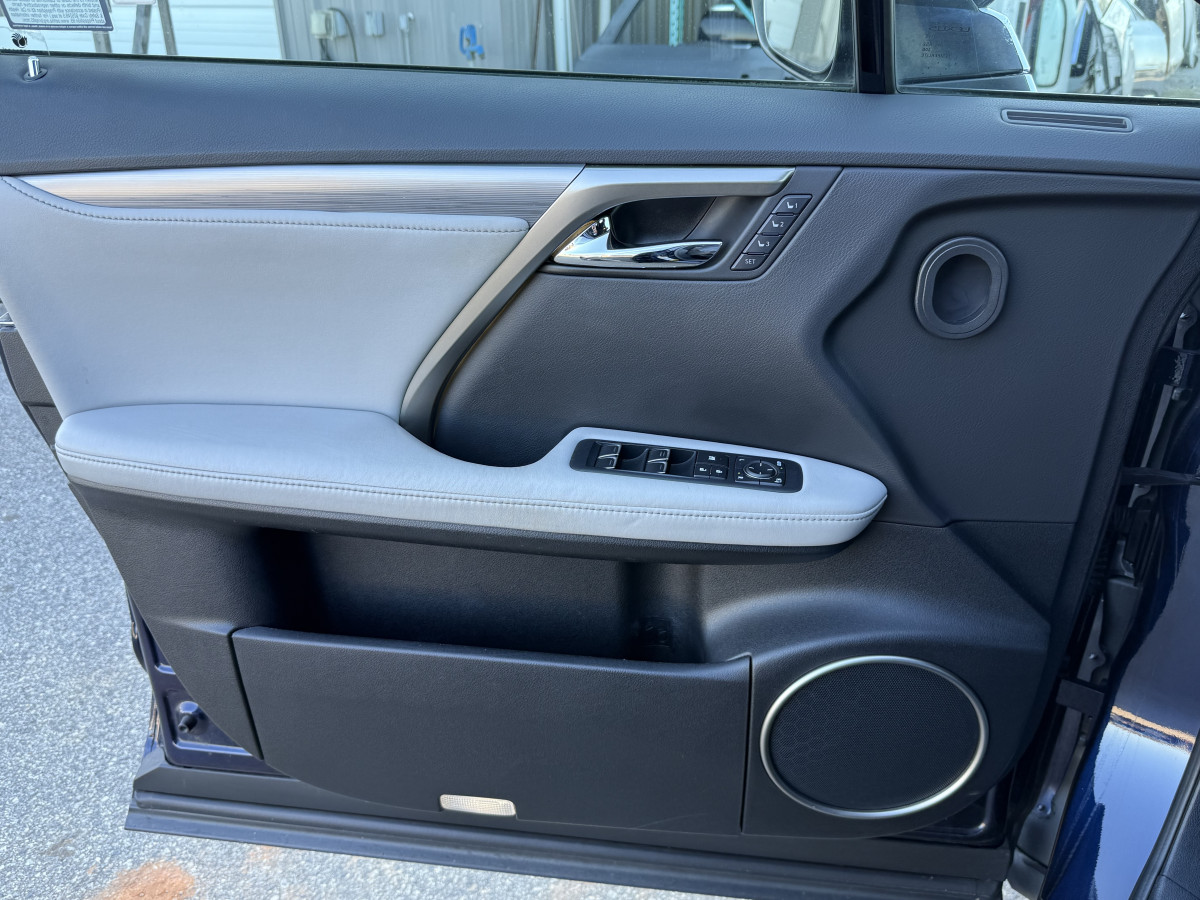 Lexus RX 350 F-Sport Image 24