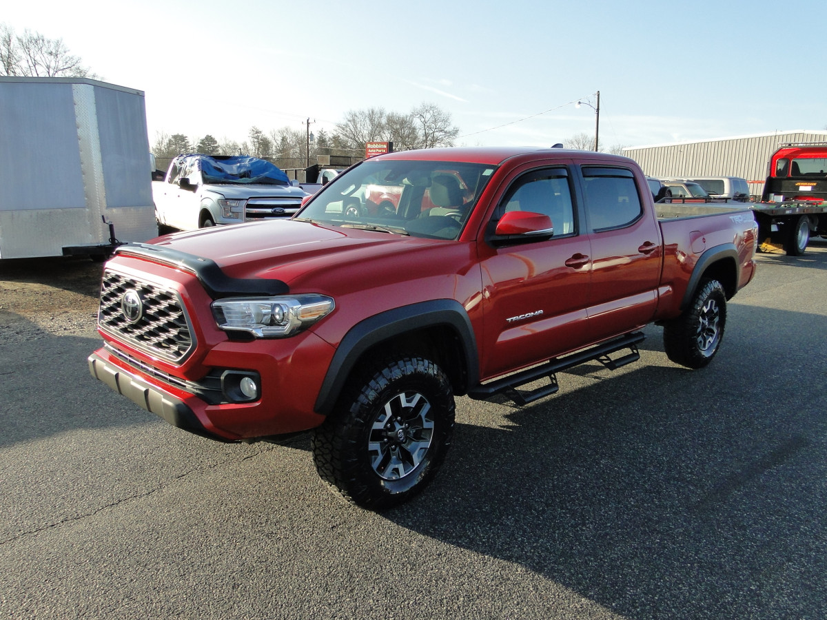 Toyota Tacoma TRD Offroad Image 5
