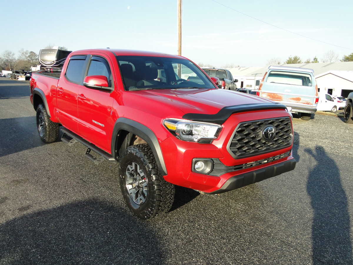 Toyota Tacoma TRD Offroad Image 12