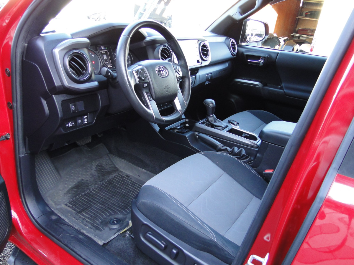 Toyota Tacoma TRD Offroad Image 20