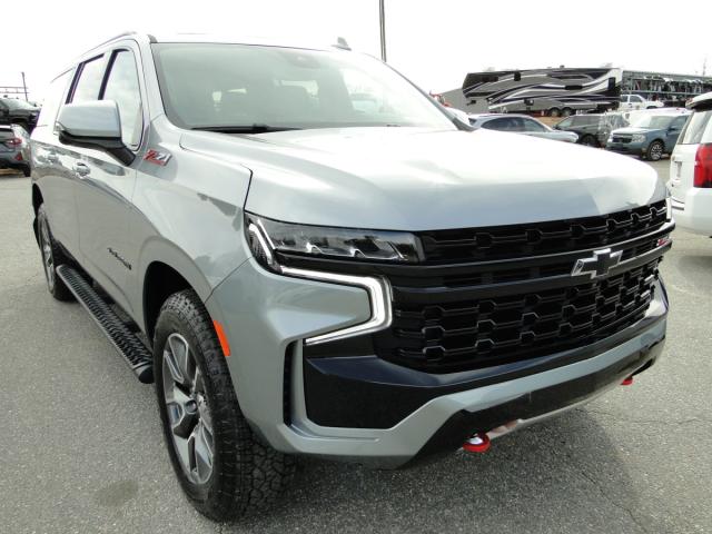 Chevrolet Suburban Image 24