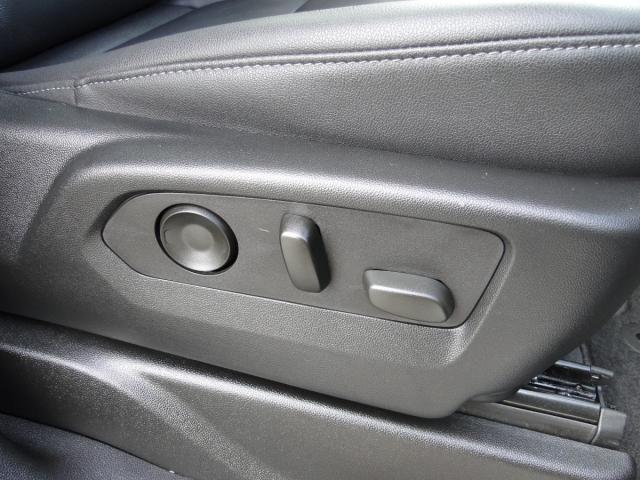 Chevrolet Suburban Image 58