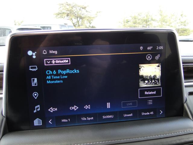 Chevrolet Suburban Image 64