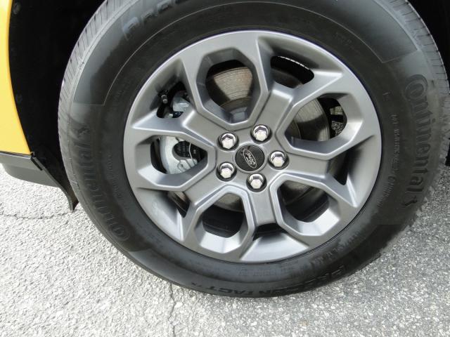 Ford Maverick Image 17