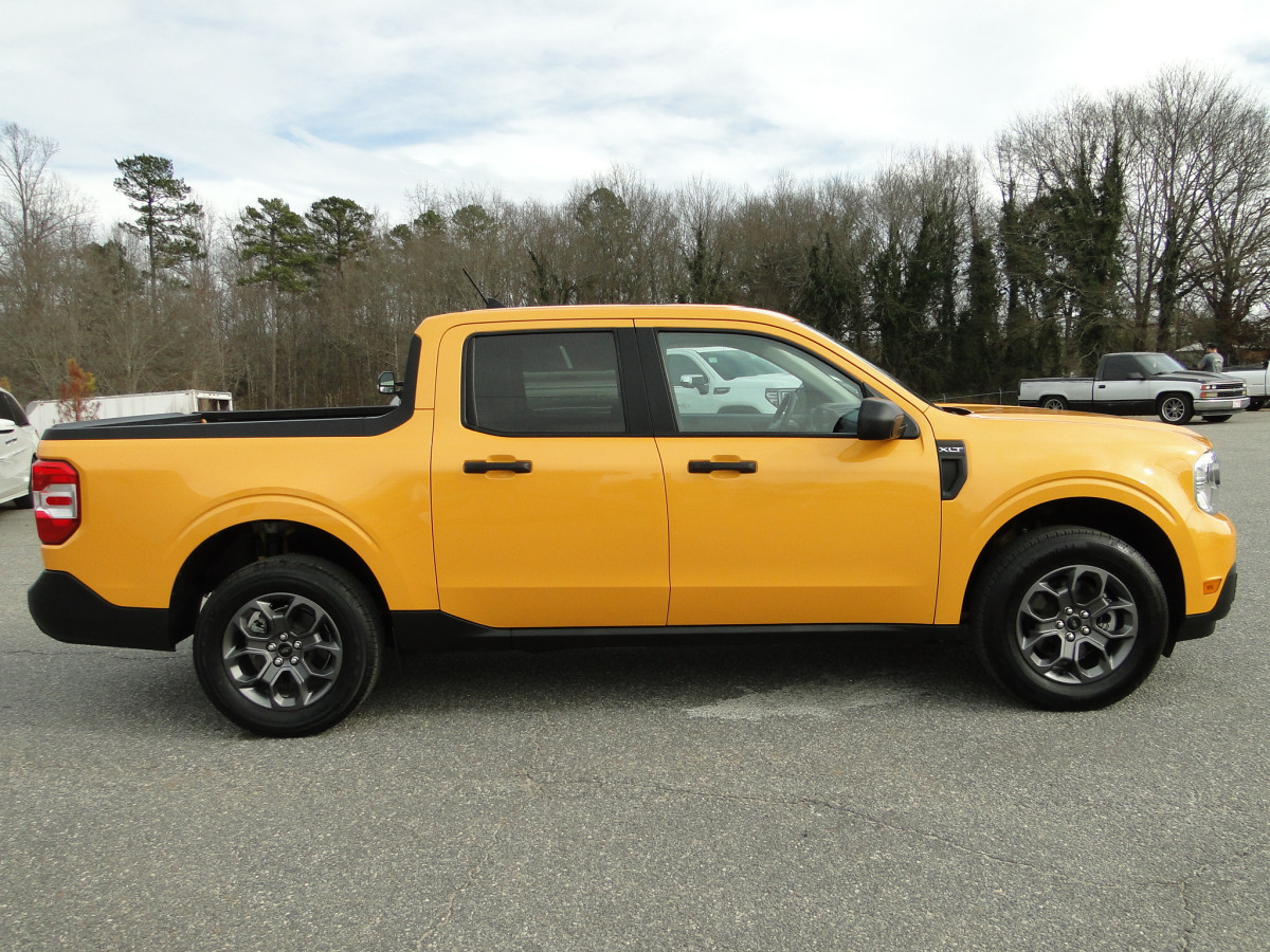 Ford Maverick Image 6