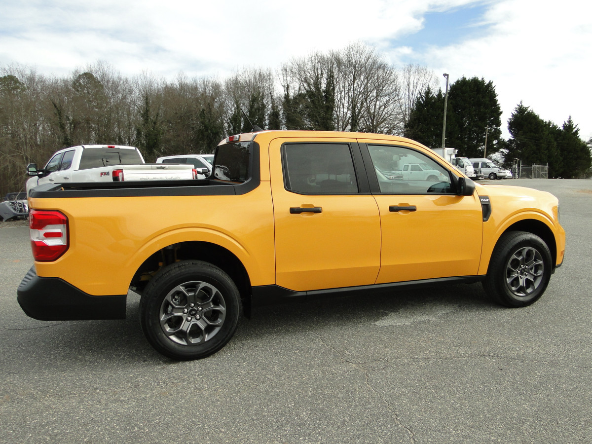 Ford Maverick Image 11