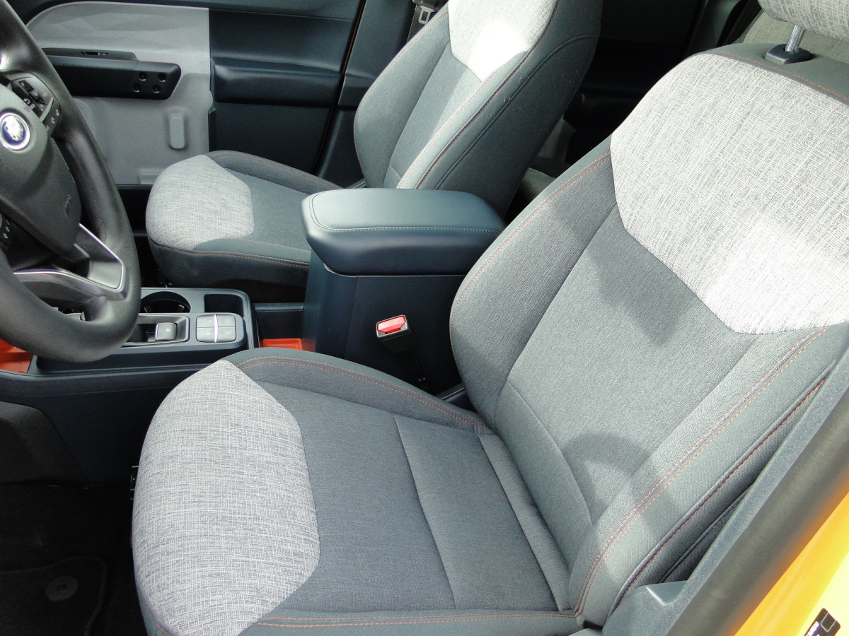 Ford Maverick Image 14