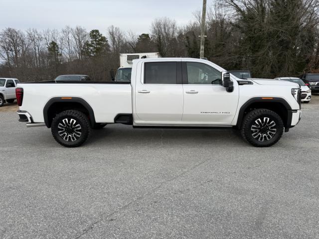 GMC Sierra 3500 Denali Ultimate Image 40