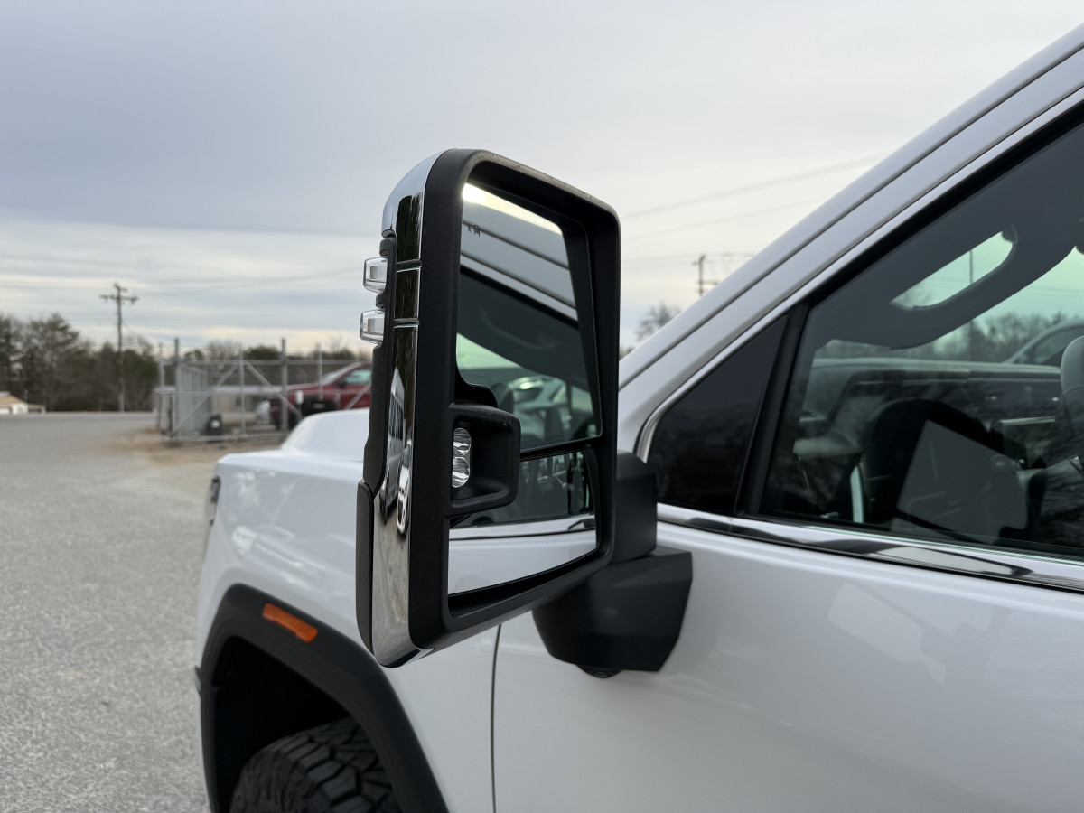 GMC Sierra 3500 Denali Ultimate Image 48