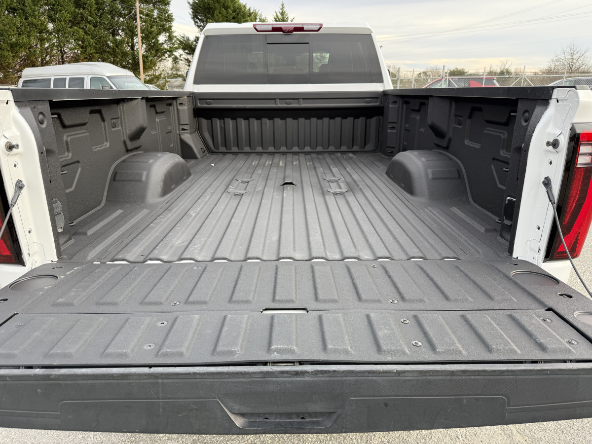 GMC Sierra 3500 Denali Ultimate Image 51