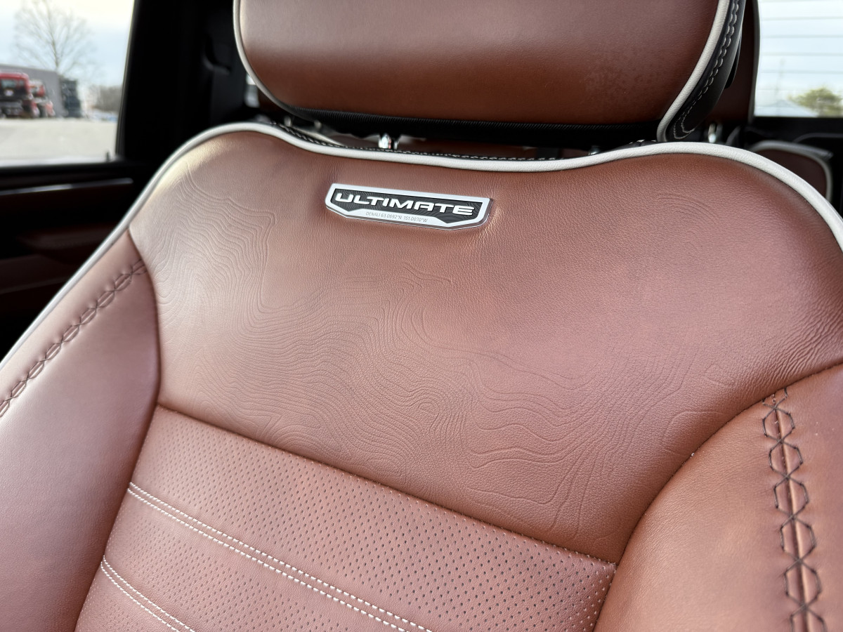 GMC Sierra 3500 Denali Ultimate Image 59